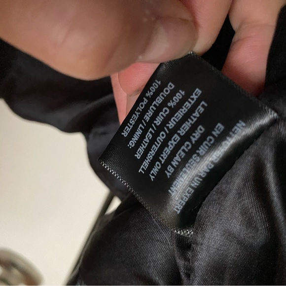 Perfectly worn in black leather jacket - Picture 3 of 5